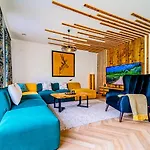 Highlander House Villa *