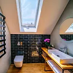 Villa Highlander House *