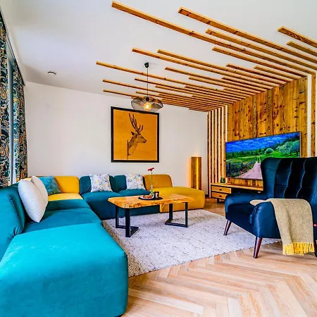 Highlander House Villa *