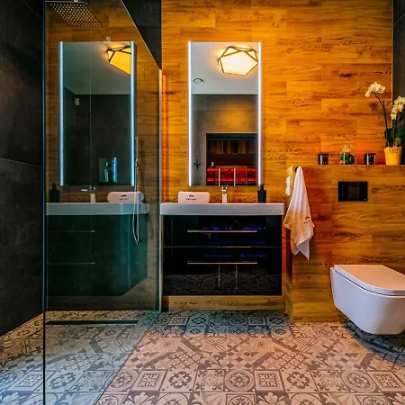 Highlander House Vila *