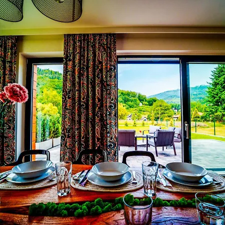 Highlander House