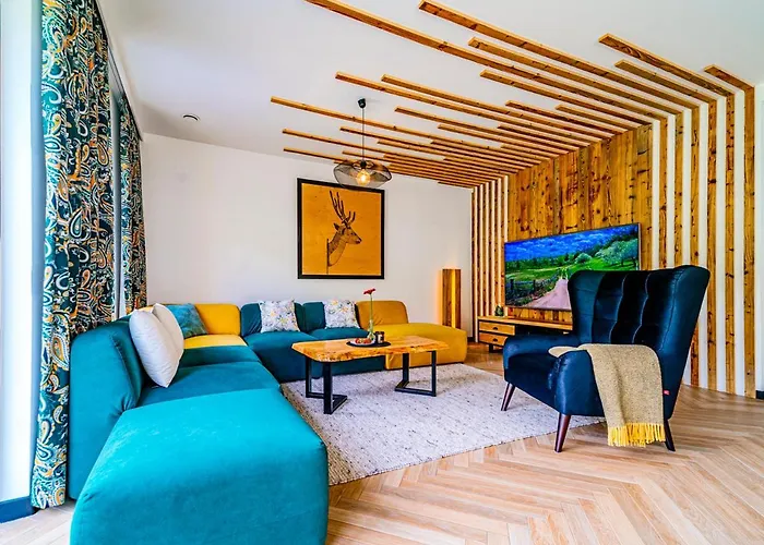 Highlander House Villa *