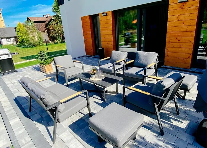 Villa Highlander House *